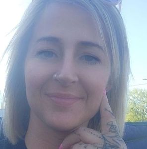 Meet your Posher, Lindsey